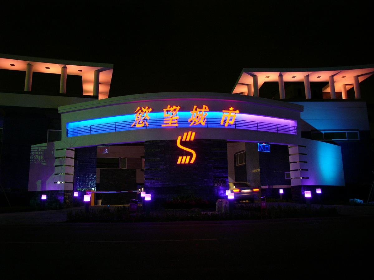Sexy City Motel Tainan Luaran gambar