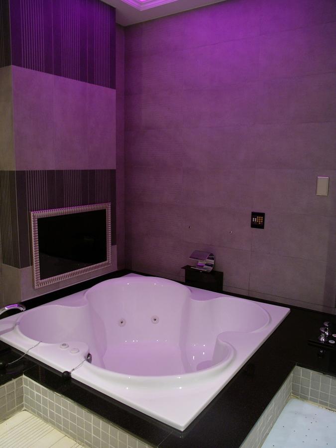 Sexy City Motel Tainan Luaran gambar